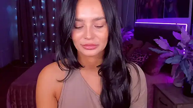 Snapshot of DanaSincere chatting on 03/15/25, 05:19 DanaSincere online show from 03/15/25, 05:19