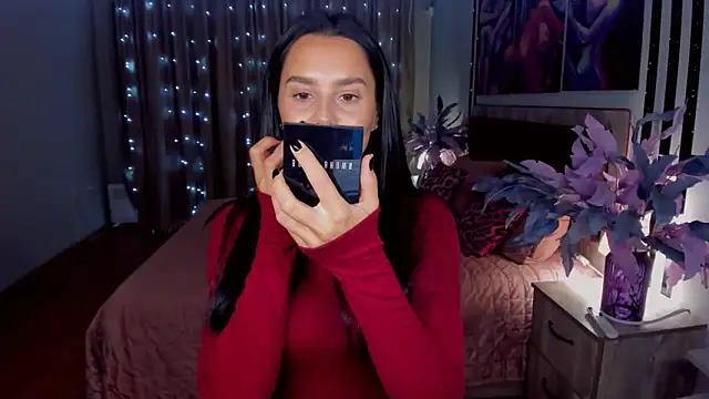 Snapshot of DanaSincere chatting on 10/29/25, 04:04 DanaSincere online show from 10/29/25, 04:04