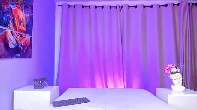 Lia Taylor1 online show from 01/10/26, 04:58