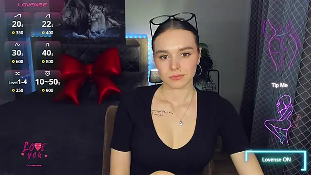 EmelyMason online show from 02/12/26, 12:44