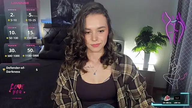 Snapshot of EmelyMason chatting on 04/11/26, 08:18 EmelyMason online show from 04/11/26, 08:18