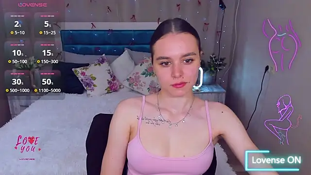 Snapshot of EmelyMason chatting on 05/30/26, 06:32 EmelyMason online show from 05/30/26, 06:32