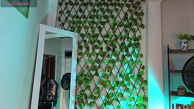 demimoore222 online show from 03/18/25, 12:05