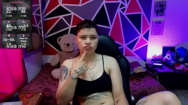 demimoore222 online show from 12/19/25, 03:19