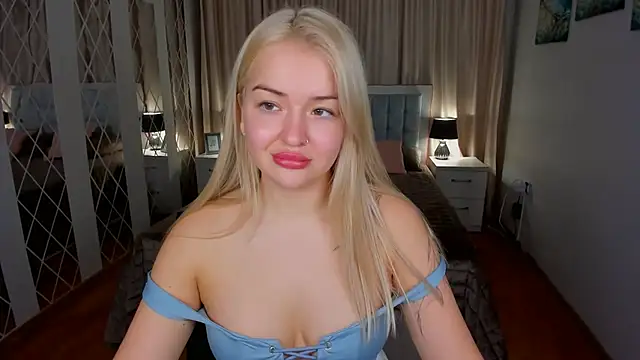 EvaGoddes online show from 02/25/26, 06:12