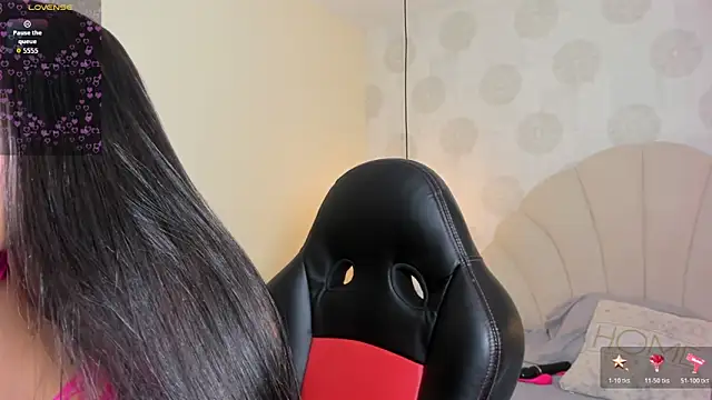 Snapshot of AGATHASMITH5 chatting on 03/19/26, 03:21 AGATHASMITH5 online show from 03/19/26, 03:21