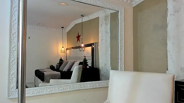 LiliJensen online show from 12/05/25, 08:16