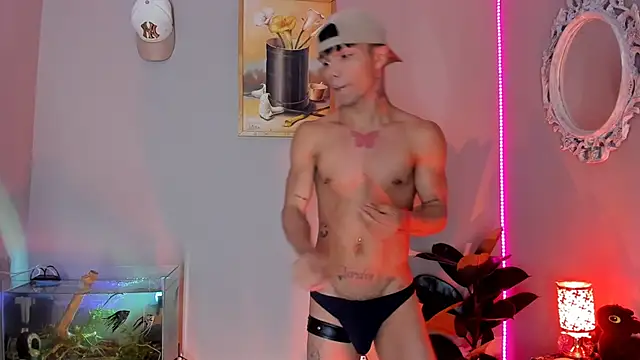 CRAZY-BOY99 online show from 09/22/25, 06:32