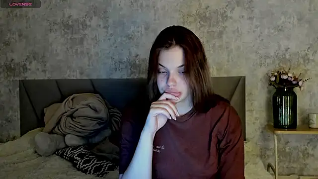 Snapshot of kitty_Cathie chatting on 04/29/26, 05:06 kitty Cathie online show from 04/29/26, 05:06