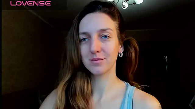 desired zzoya online show from 11/14/25, 03:05