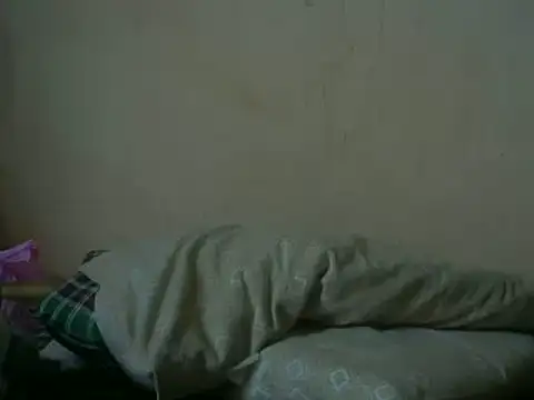 Snapshot of mayra89 chatting on 06/24/26, 12:31 mayra89 online show from 06/24/26, 12:31