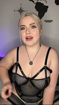 Snapshot of April_Vancee chatting on 03/20/26, 04:56 April Vancee online show from 03/20/26, 04:56