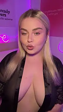 April Vancee online show from 06/09/26, 04:40