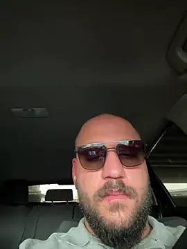 Snapshot of jackhm3 chatting on 01/12/26, 12:43 jackhm3 online show from 01/12/26, 12:43