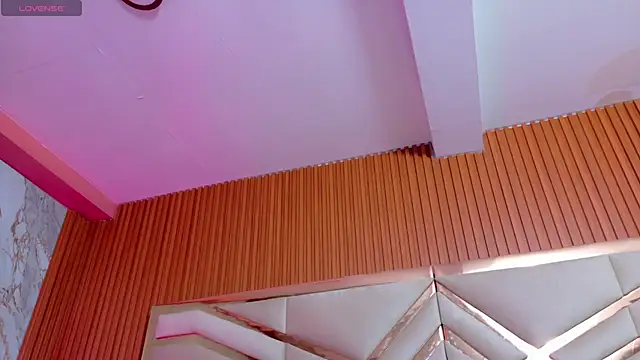 Snapshot of playfulcurvy chatting on 10/06/25, 07:44 playfulcurvy online show from 10/06/25, 07:44