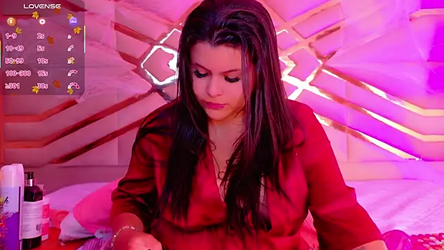 Snapshot of playfulcurvy chatting on 10/29/25, 07:48 playfulcurvy online show from 10/29/25, 07:48