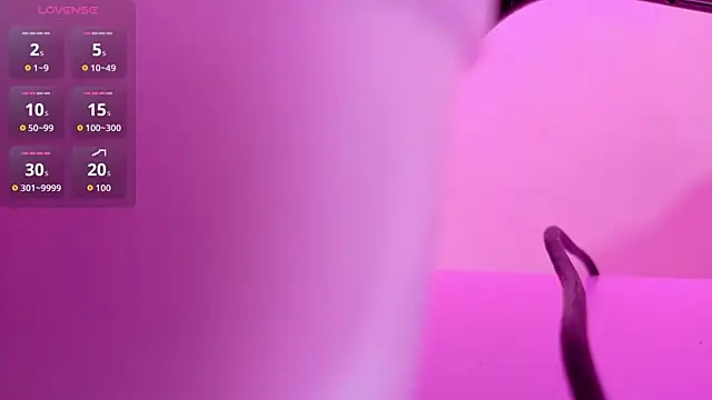 Snapshot of playfulcurvy chatting on 11/01/25, 07:16 playfulcurvy online show from 11/01/25, 07:16