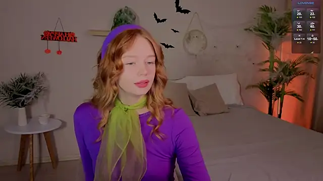 Ckarollina online show from 10/31/25, 03:46