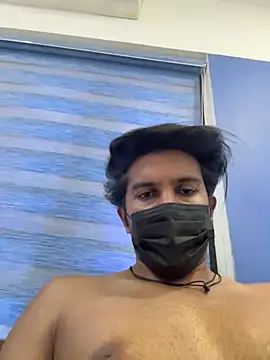 Snapshot of stranger__king786 chatting on 03/11/25, 09:45 stranger king786 online show from 03/11/25, 09:45