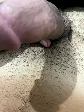 Snapshot of Iliase chatting on 09/19/25, 07:43 Iliase online show from 09/19/25, 07:43