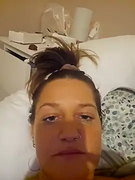 Pleasing-Chloe49 online show from 03/18/25, 03:42