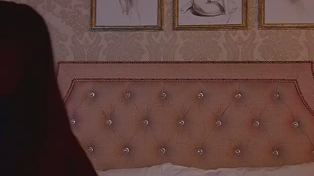 Snapshot of HeatherSweet_ chatting on 09/08/25, 06:07 HeatherSweet online show from 09/08/25, 06:07