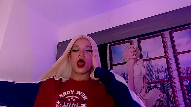 SashaNova online show from 11/22/25, 05:06