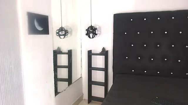 Snapshot of Emily_Castillo_1 chatting on 03/06/25, 07:47 Emily Castillo 1 online show from 03/06/25, 07:47