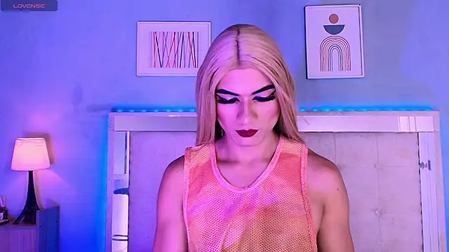 Snapshot of Emily_Castillo_1 chatting on 09/12/25, 03:17 Emily Castillo 1 online show from 09/12/25, 03:17