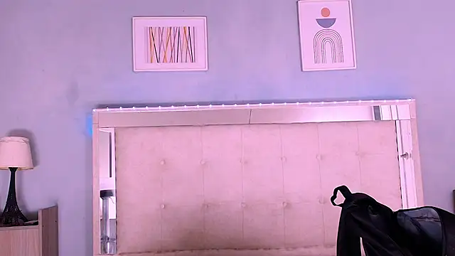 Snapshot of Emily_Castillo_1 chatting on 09/27/25, 04:50 Emily Castillo 1 online show from 09/27/25, 04:50