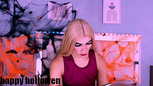 Snapshot of Emily_Castillo_1 chatting on 10/09/25, 05:05 Emily Castillo 1 online show from 10/09/25, 05:05