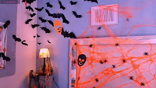 Snapshot of Emily_Castillo_1 chatting on 10/25/25, 05:26 Emily Castillo 1 online show from 10/25/25, 05:26