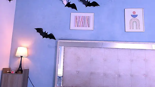 Snapshot of Emily_Castillo_1 chatting on 11/25/25, 04:56 Emily Castillo 1 online show from 11/25/25, 04:56