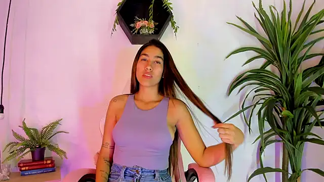 Mia Montess online show from 03/03/25, 12:58