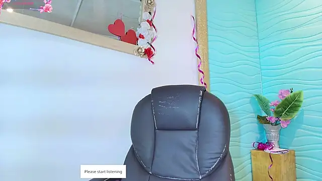 Mia Montess online show from 02/11/26, 12:32