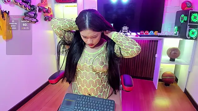 i am karoll online show from 02/06/26, 07:06