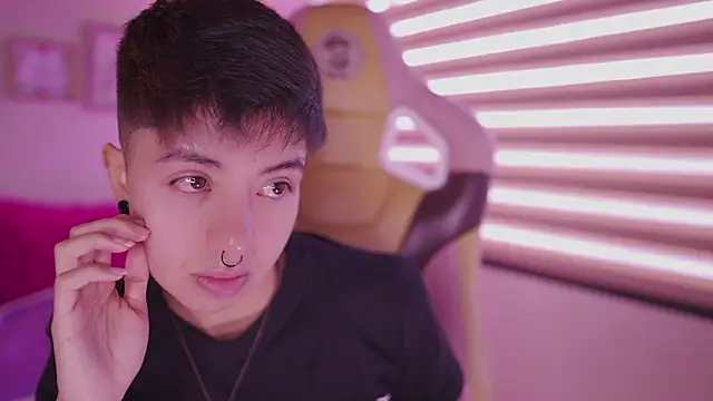 tommy blue online show from 03/12/26, 12:55