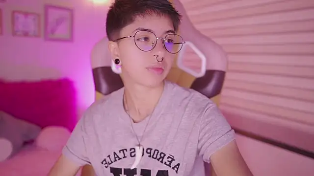 tommy blue online show from 04/06/26, 12:39