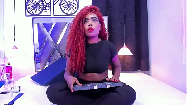 Snapshot of CandyMartinez_ chatting on 03/12/26, 08:48 CandyMartinez online show from 03/12/26, 08:48