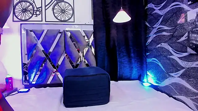 Snapshot of CandyMartinez_ chatting on 03/28/26, 08:30 CandyMartinez online show from 03/28/26, 08:30