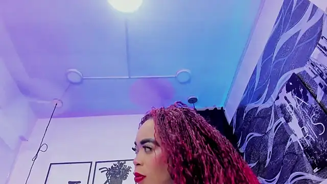 Snapshot of CandyMartinez_ chatting on 04/01/26, 08:17 CandyMartinez online show from 04/01/26, 08:17