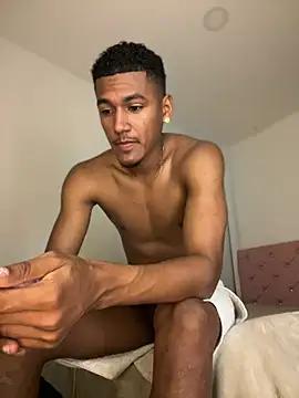 Snapshot of LexiAndDeker chatting on 03/01/26, 01:29 LexiAndDeker online show from 03/01/26, 01:29