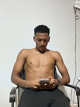 Snapshot of LexiAndDeker chatting on 04/05/26, 01:14 LexiAndDeker online show from 04/05/26, 01:14