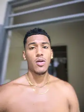 Snapshot of LexiAndDeker chatting on 04/27/26, 06:00 LexiAndDeker online show from 04/27/26, 06:00