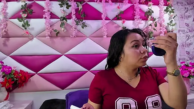  Violeta 18 online show from 11/06/25, 02:56