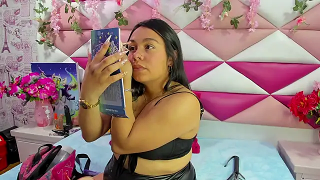  Violeta 18 online show from 11/20/25, 02:56