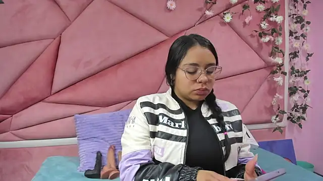  Violeta 18 online show from 11/23/25, 02:44