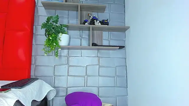 Taylorr evans online show from 03/04/26, 02:23