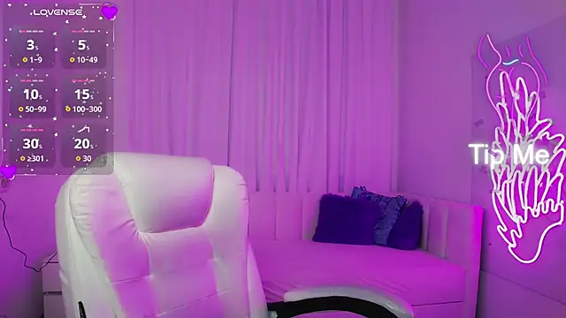 Eliss Shyyo online show from 11/18/25, 08:02