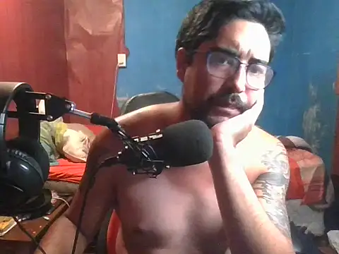 Snapshot of genganrr chatting on 03/03/25, 01:53 genganrr online show from 03/03/25, 01:53